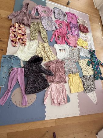Kleidung Paket Sommer Mädchen 86 92 98  zT. neu 32 Teile