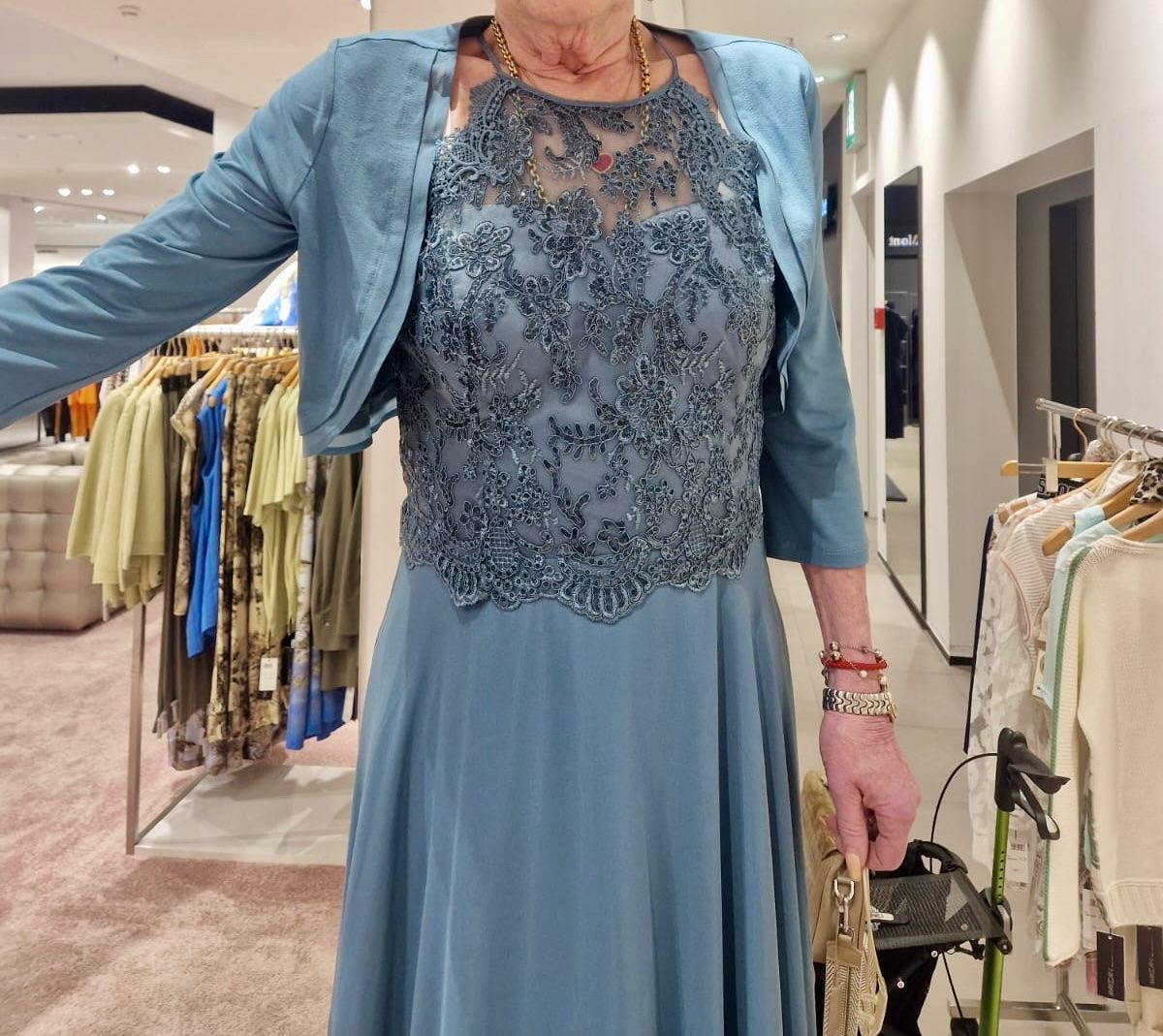 Vestiti: VERA MONT Abendkleid / 40 – Nuovo e nell'imballaggio originale da Spreitenbach venduto da Jessy8 4