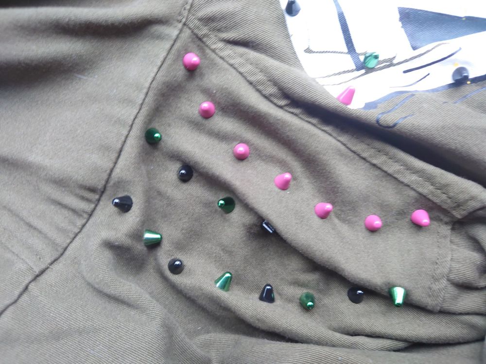Zara Giacche: Zara Stoff Jacke M-XL, olivgrün abgerundete farbige  Nieten – Usato da Wattwil venduto da LaLa90 4
