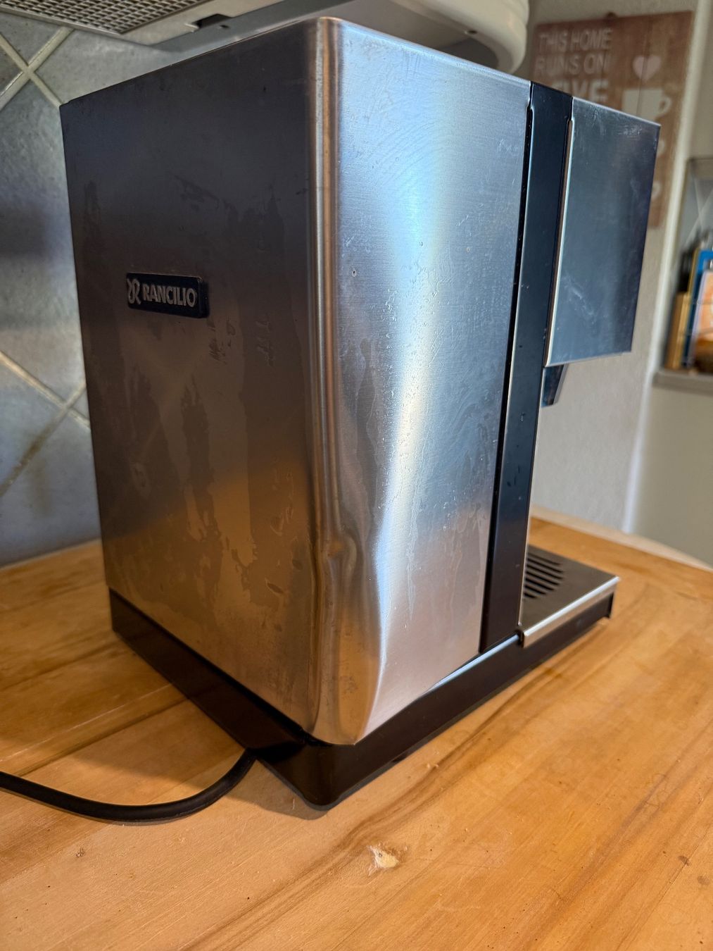 Rancilio Macchine per caffè & Macchine per espresso: Rancilio Silvia, leicht beschädigtes Gehäuse – Usato da Etoy venduto da nef_j59g 2