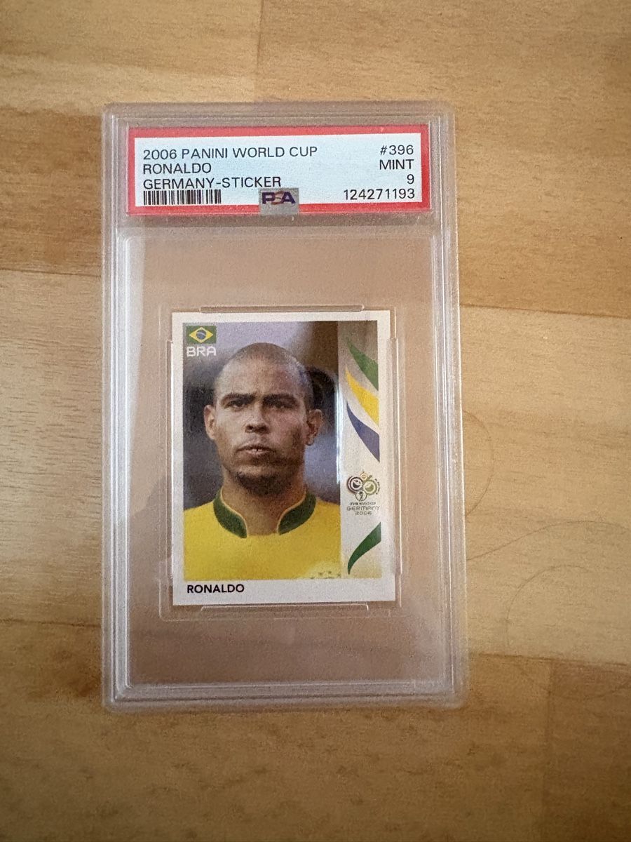 Panini Sammelbilder & Trading cards: Ronaldo WM 2006 Panini Sticker PSA 9 Mint – Neu und originalverpackt aus Wünnewil von VinRa
