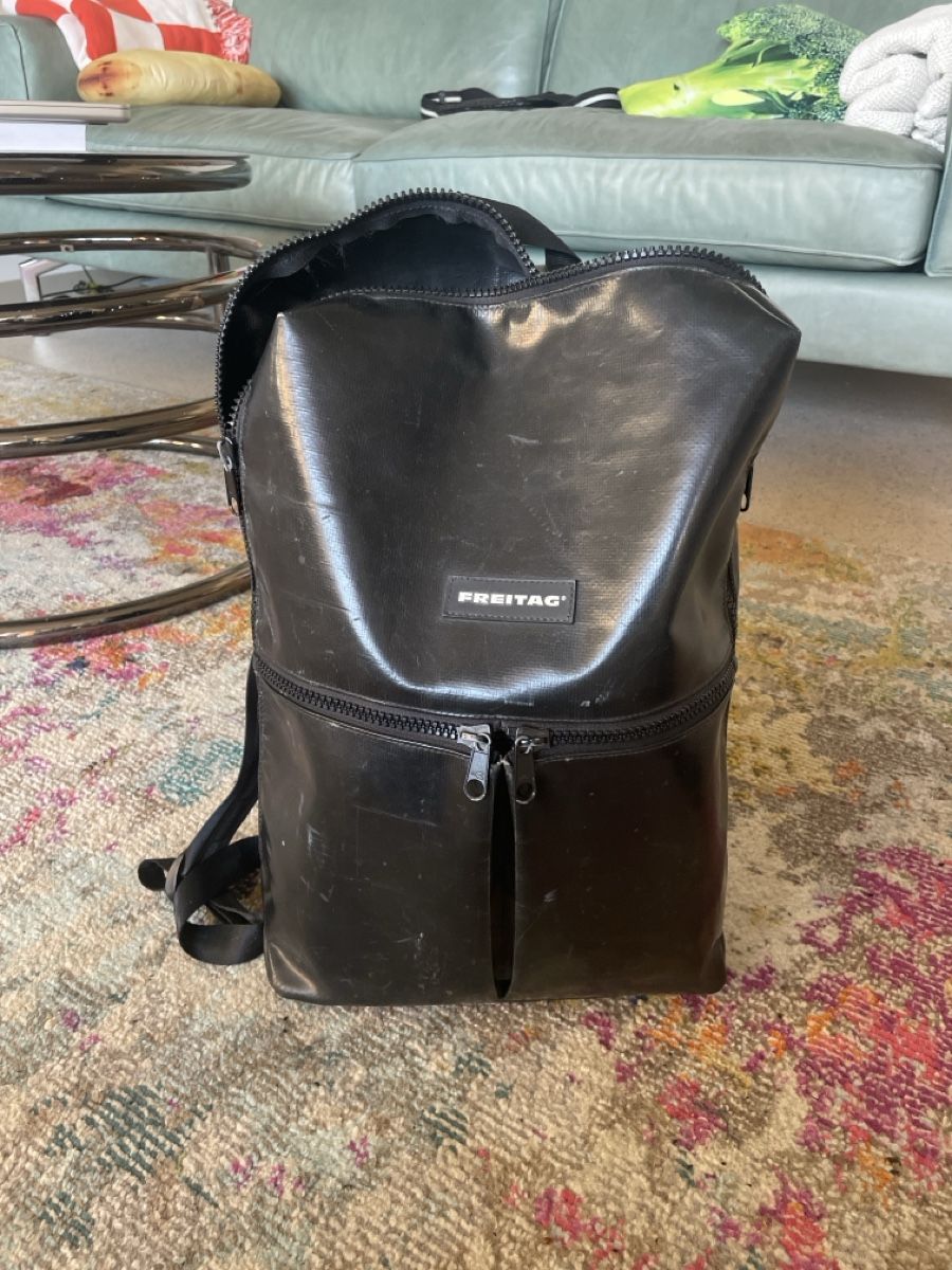Freitag Rucksäcke: schwarzer freitag rucksack – Gebraucht aus Zürich von balilife