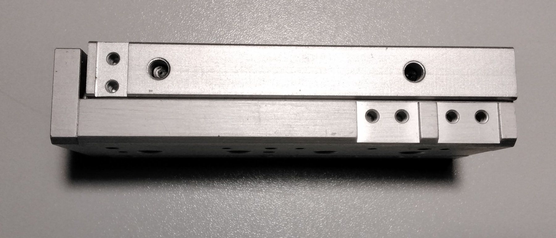 Autres produits électroniques: SMC MXS8-50 – D'occasion à Bussy FR par 023 2