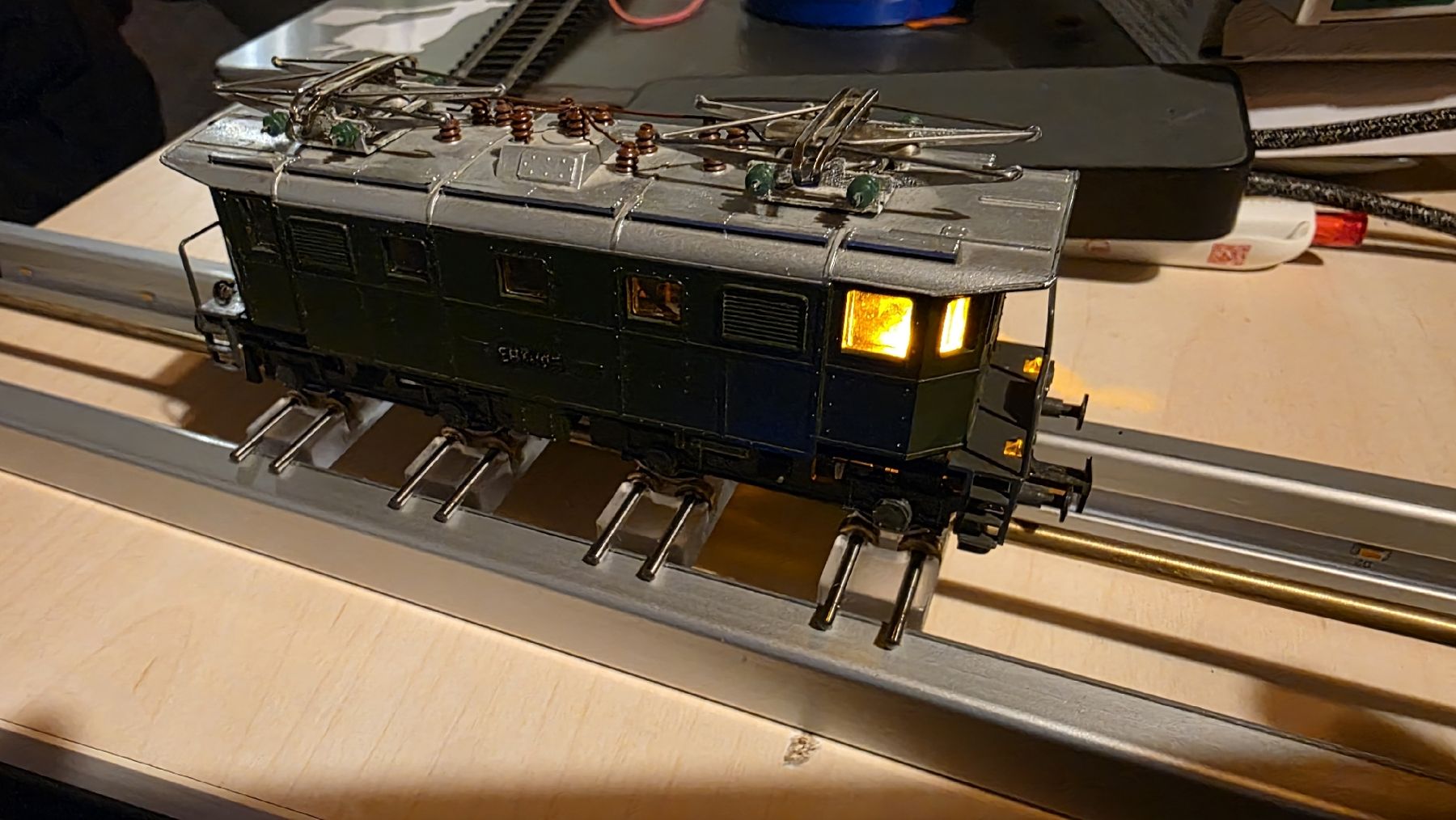 Liliput Modellini di ferrovie: EBT Be 4/4 102 AC Digital  – Usato da Meikirch venduto da Drystan 1