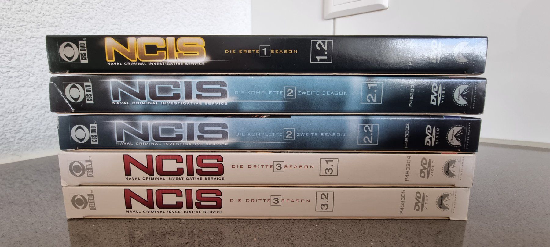 Alle DVDs: NCIS TV-Serie (DVD) – Gebraucht aus Niedergösgen von rex_5013