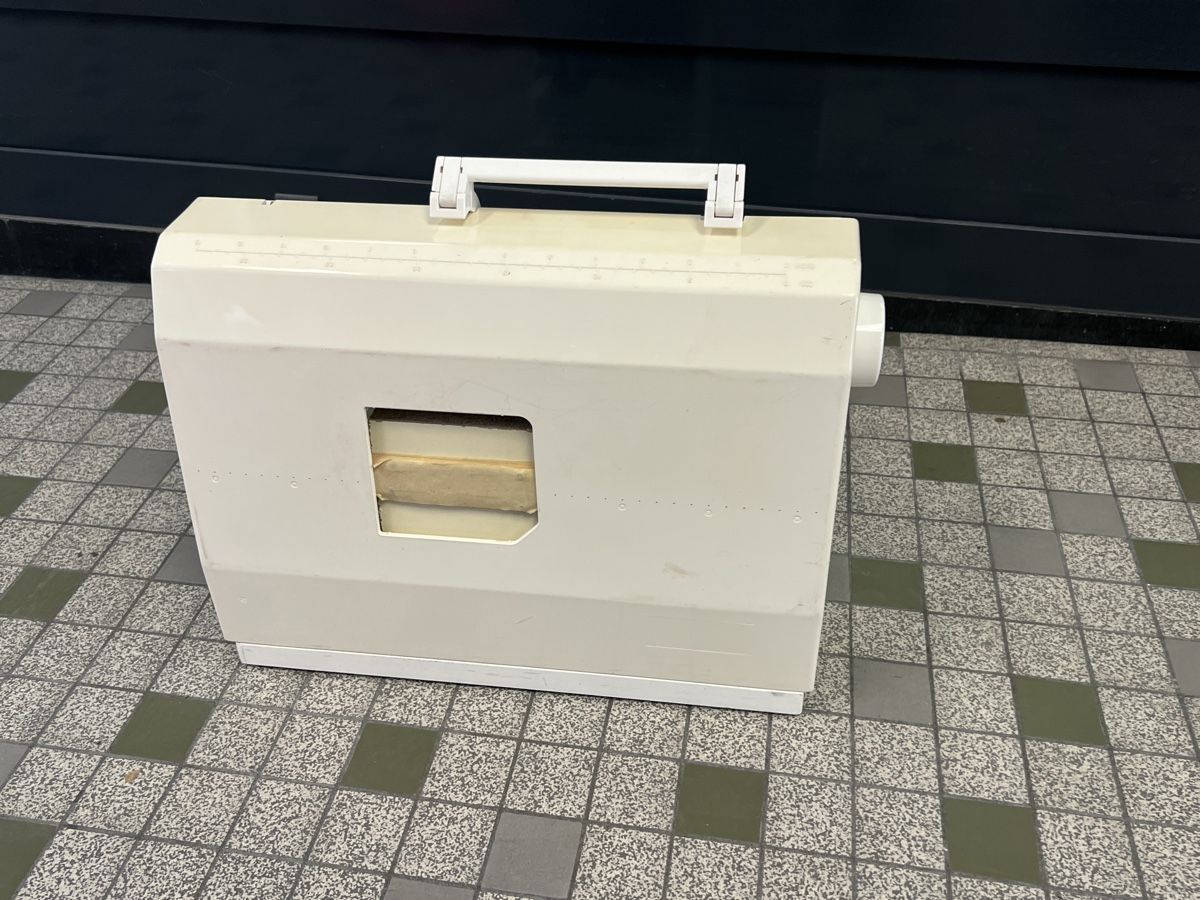 Elna Nähmaschinen: Machine à coudre Elna Club Computer Type 500 – Gebraucht aus Genève von Leboucheoreilles 9