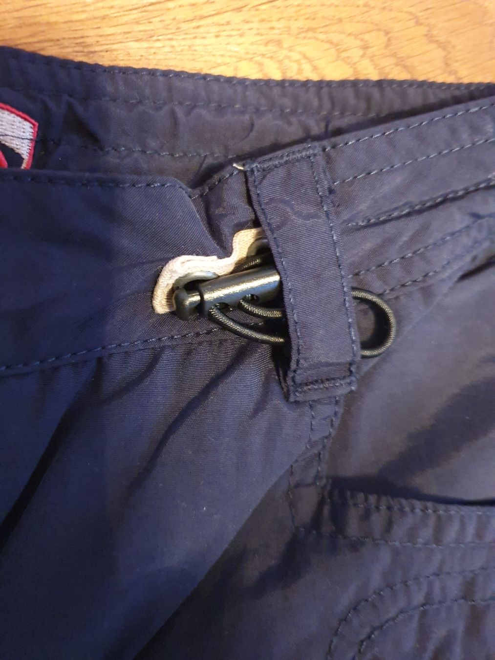 Killtec Pantaloni: Sportliche Damen Caprihose 38 – Nuovo (secondo la descrizione) da Fischingen venduto da nad_fxf2 1