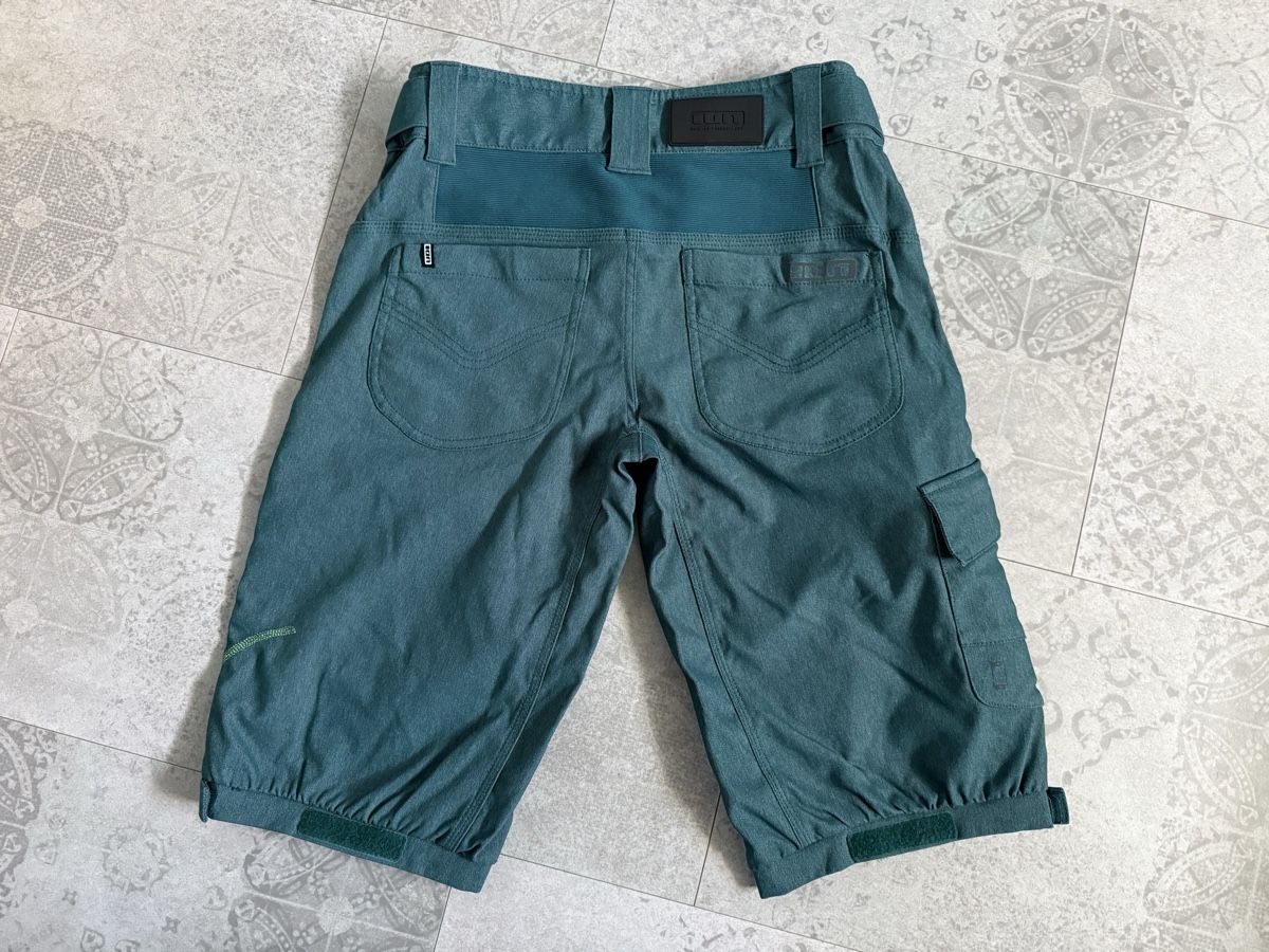 Pantaloni: ION Bikeshorts S – Usato da Egg-Flawil venduto da Klibis 2