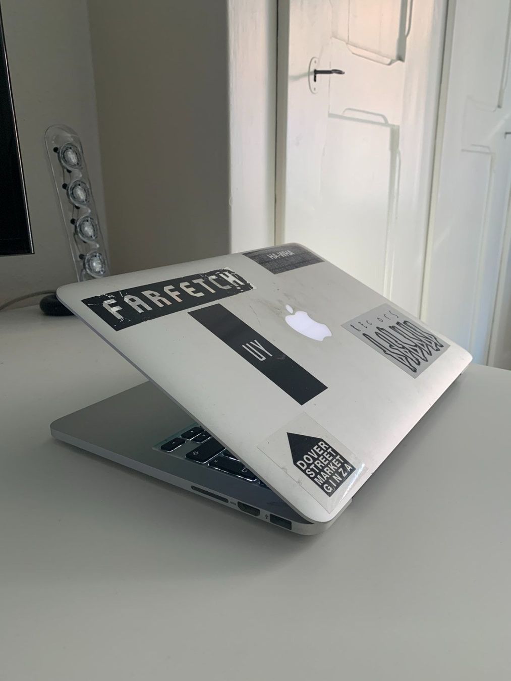 Apple Notebooks: MacBook Pro - 8 GB, 250 GB - inkl. Ladegerät – Gebraucht aus Zürich von Diazaio 2