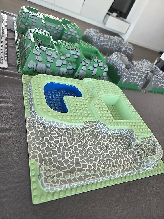 Baukästen: Lego erhöhte Basisplatten – Gebraucht aus Zürich von jil_pyn9 1