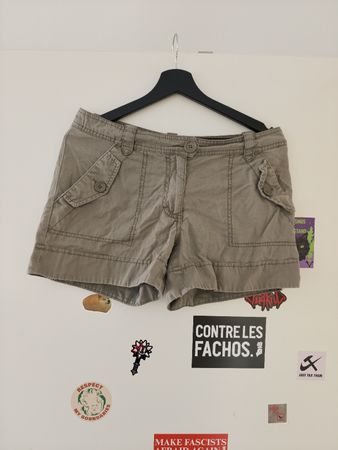 Damen Shorts Baumwolle beige Grösse S guter Zustand