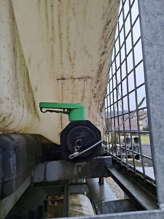 Abbeveratoi e trogoli: Wassertank 1000l – Usato da Wattwil venduto da frau_baumann 1