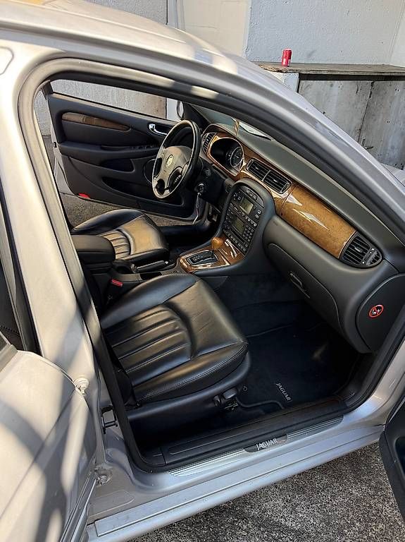 Autos: Jaguar X Type – Gebraucht aus Zürich von Pia021