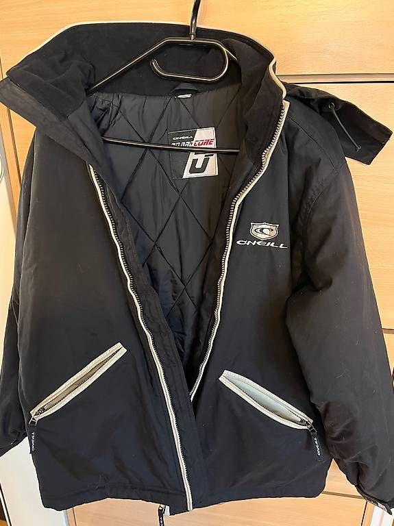Pantalons: ONEILL giacca/pantaloni sci/snowboard – D'occasion à Jona par sen_vd8v