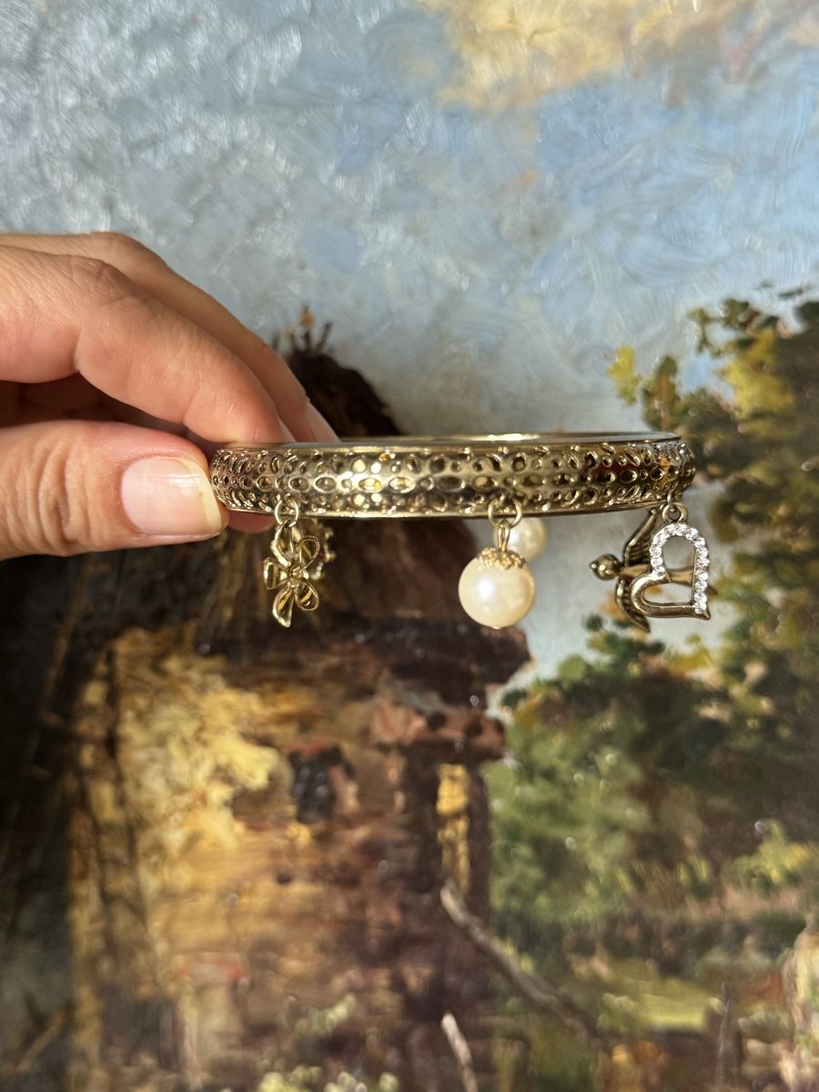 Bracciali & Braccialetti: Antique Charm Bracelet, Pearl & Heart Dangles, Spring Style – Usato da Zürich venduto da olalinda 3