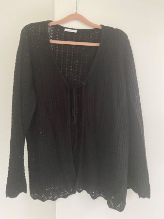 Schwarze Strickjacke Lochmuster offen C&A  L neu
