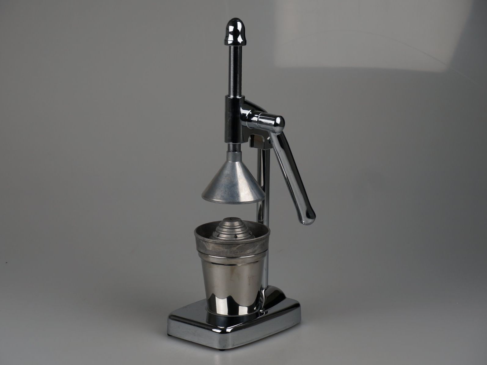 Appareils de cuisine: Zitruspresse 18" – D'occasion à Rüti ZH par Restwert_Rueti_ZH 9