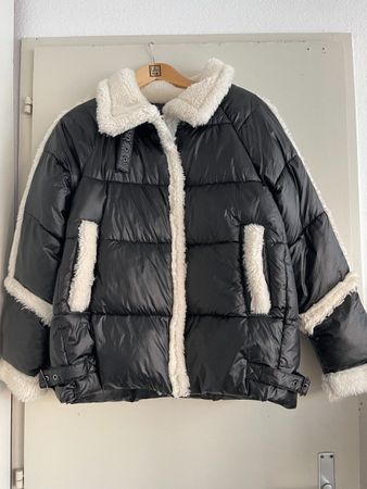 Veste "K.zell" d'hiver Taille S( Large comme M/L)