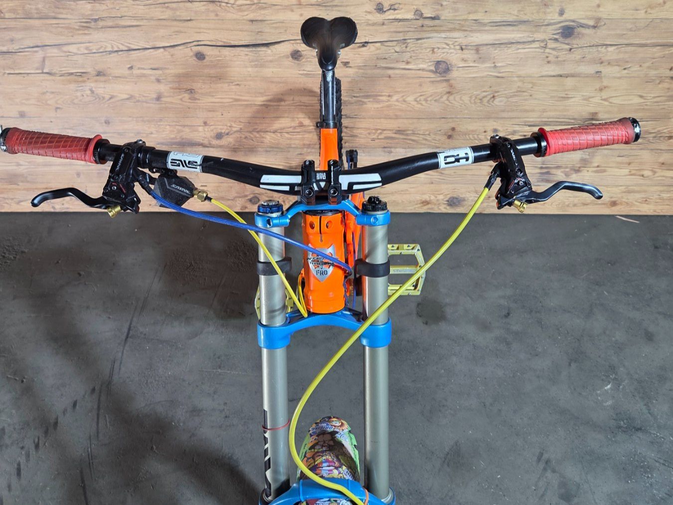 Biciclette: Intense M9 Pro Downhill Bike – Usato da Buchs SG venduto da Schwendener-9470 3