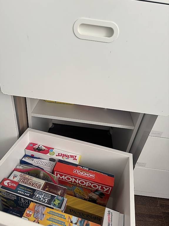 Ikea Cassettiere: Weisses Schubladenregal / Kommode  2-teilig – Usato da Oberglatt ZH venduto da lia_2jy2 2