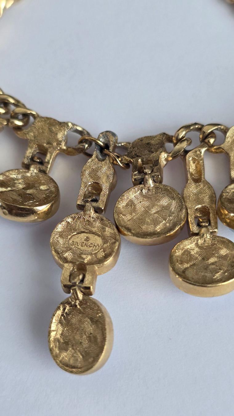 Givenchy Ketten: Givenchy Kette – Gebraucht aus Wittenbach von rose_rosi 5