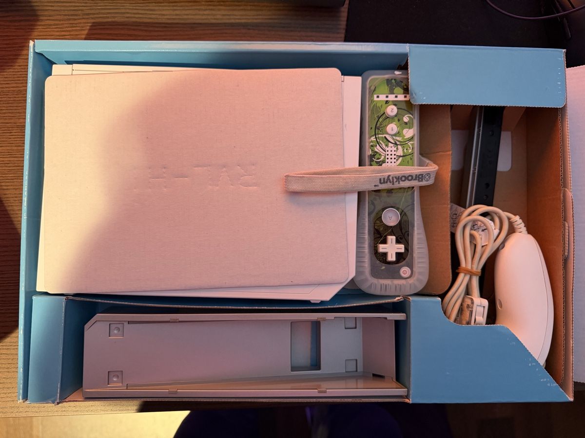 Nintendo Console: Wii in box – Usato da Kloten venduto da Friendly_Collector 2