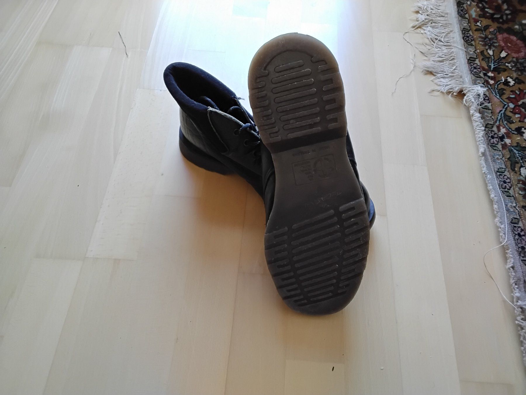 Dr. Martens Herrenschuhe: Dr. Martens Herrenschuhe Gr. 43 – Gebraucht aus Rorschach von Bewegung02 2