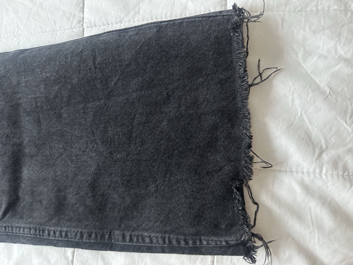 Mango Jeans: Jean noir taille haute Mango – Gebraucht aus Geroldswil von MeganeMegane 3