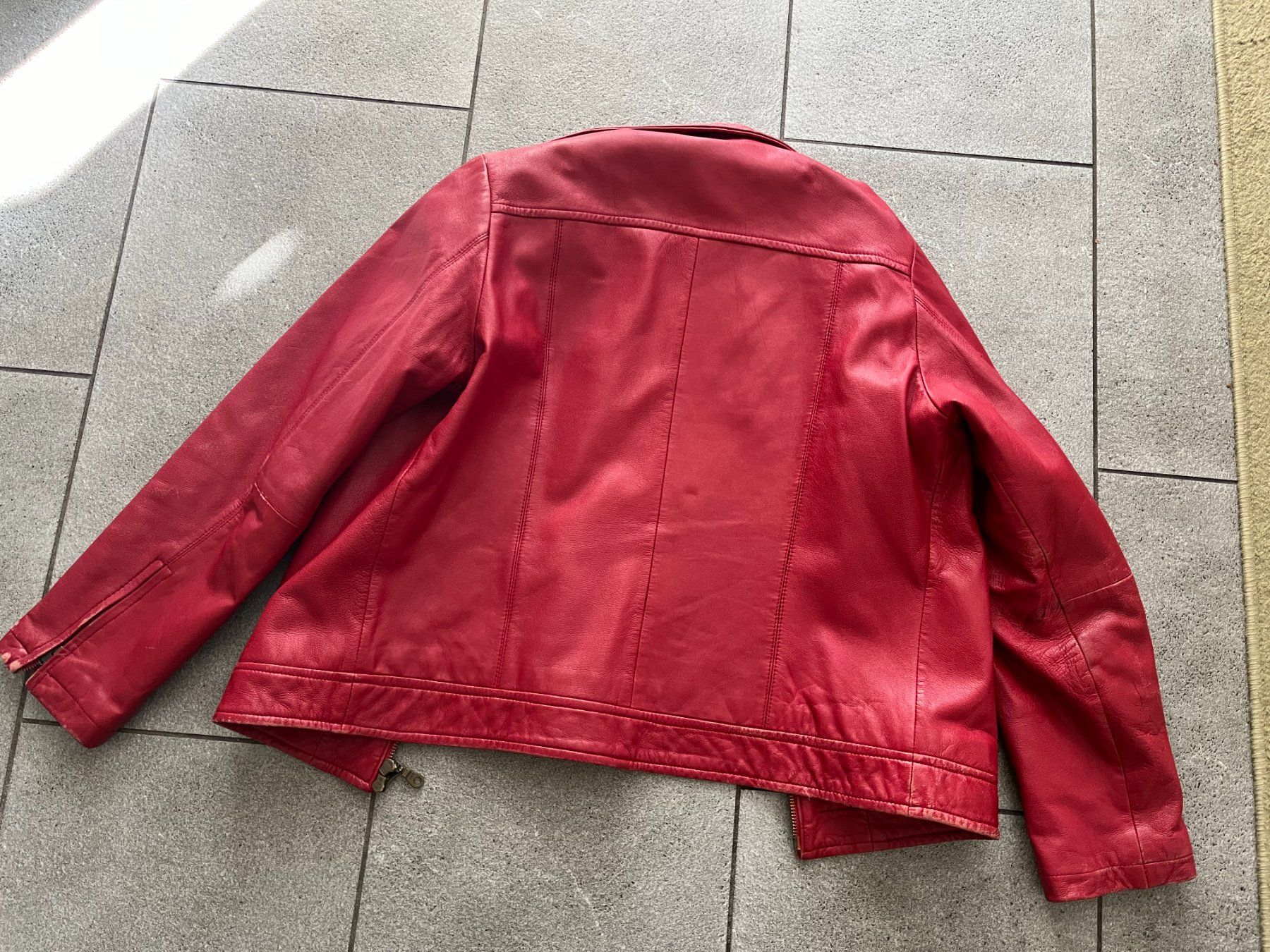 Vestes: Rote Lederjacke – D'occasion à Solothurn par Floefi 1