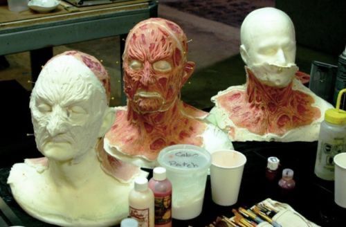 Visage & Oreilles: Freddy Krueger / Robert Englund Autographed Makeup – D'occasion à Malters par starfighter01 5