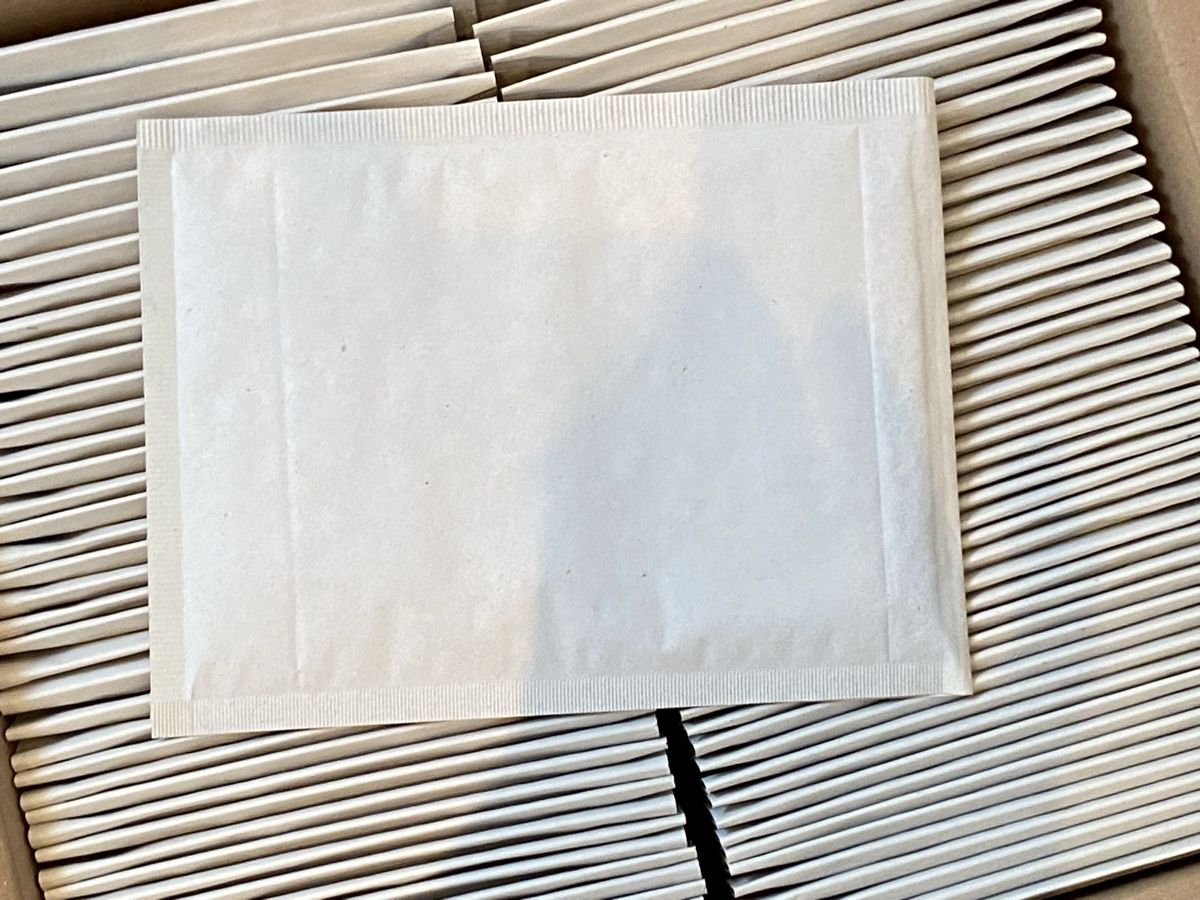 Buste & buste per spedizione: 96 Luftpolsterversandtaschen Couverts  – Nuovo (secondo la descrizione) da Hägglingen venduto da Karin0802 1