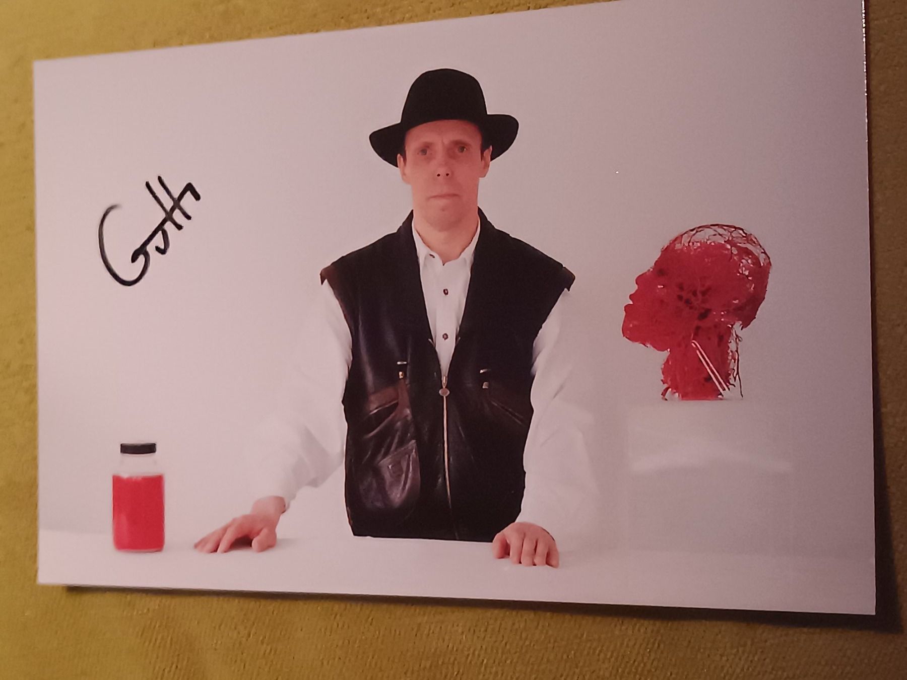 Autografi: Gunther von Hagens - handsigniert – Usato da Menziken venduto da Autogramme