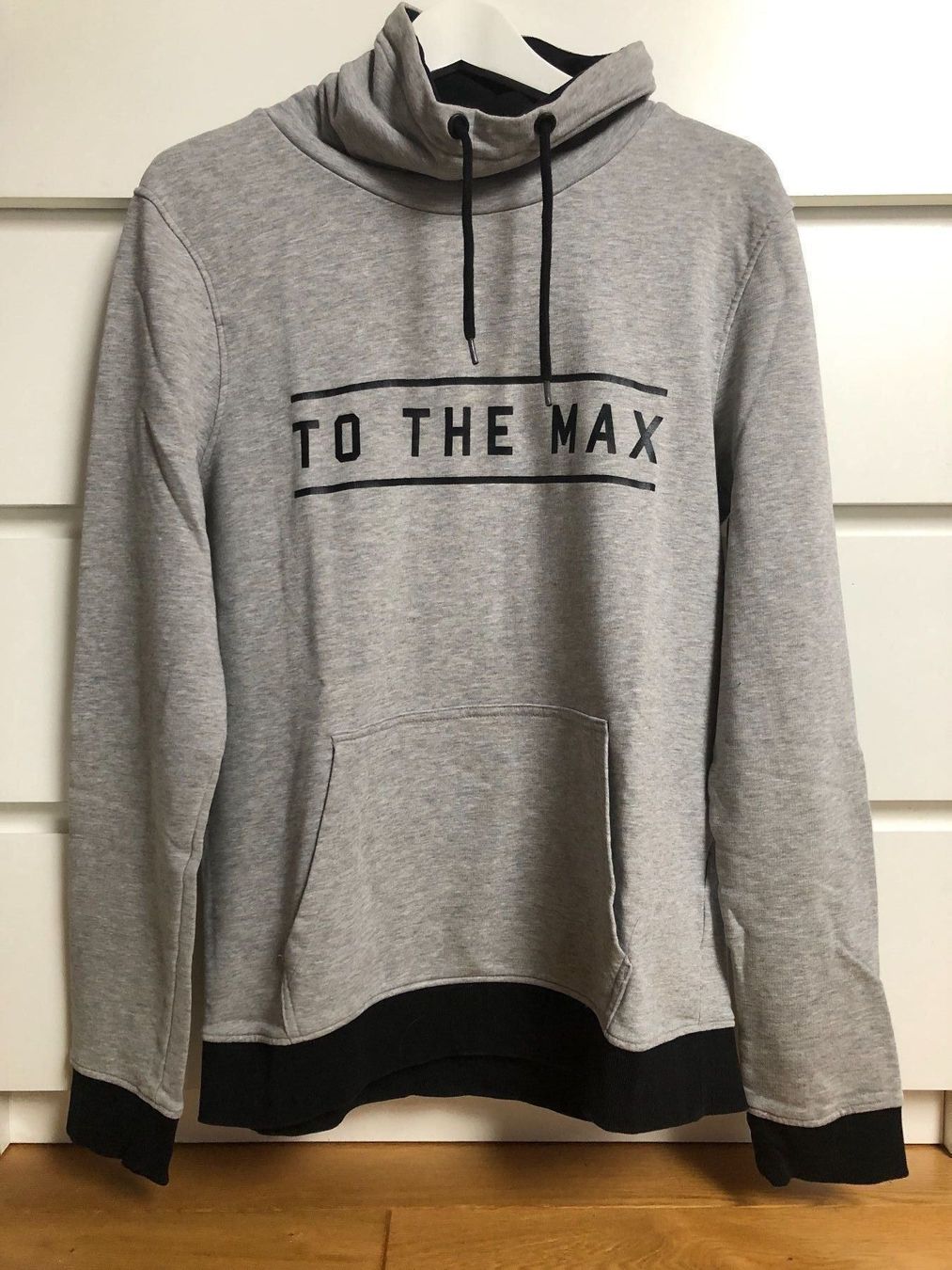 C&A Maglioni & Felpe: CLOCKHOUSE Herren Grau Pullover To the Max L Pull Gris Homme – Usato da St-Aubin FR venduto da Tiweety