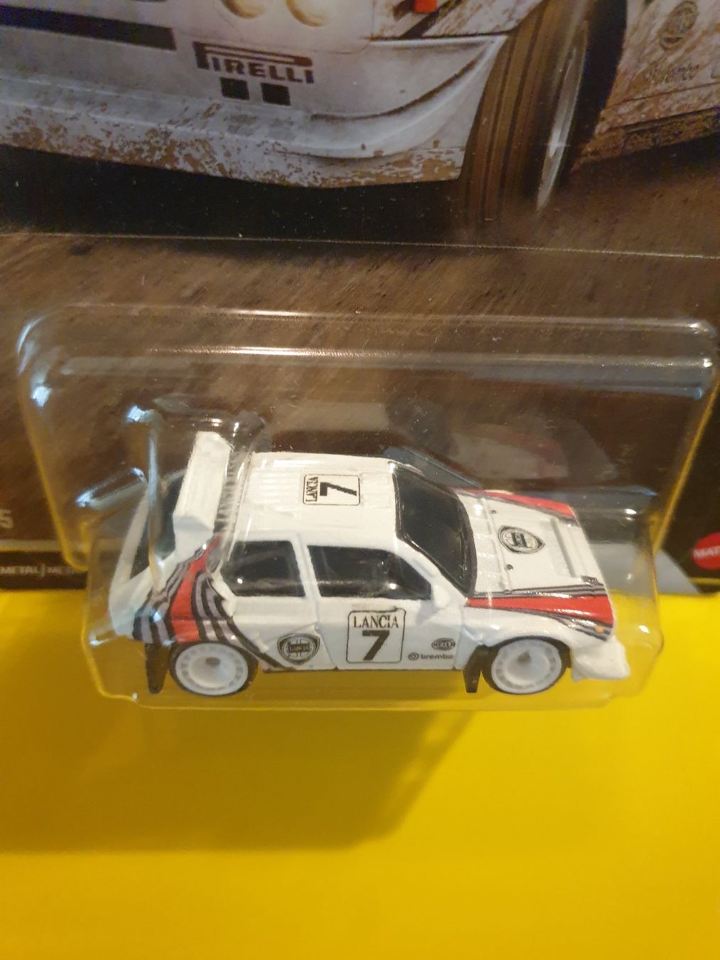 Hot Wheels Modellini d'auto: Hot Wheels LANCIA DELTA S4 – Nuovo e nell'imballaggio originale da Oftringen venduto da Rotor 6