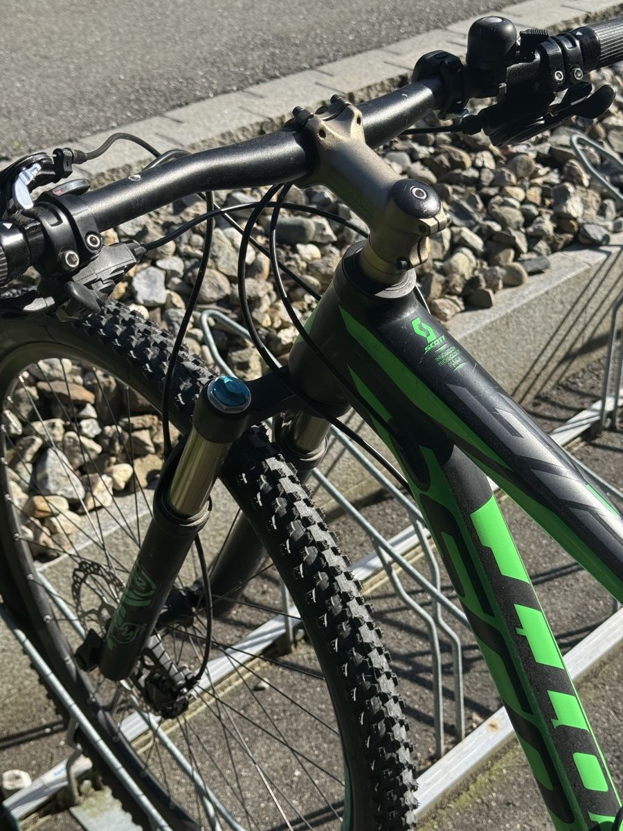 Scott Vélos: Scott Scale 940 Montainbike  – D'occasion à Thusis par PinkFloyd 2