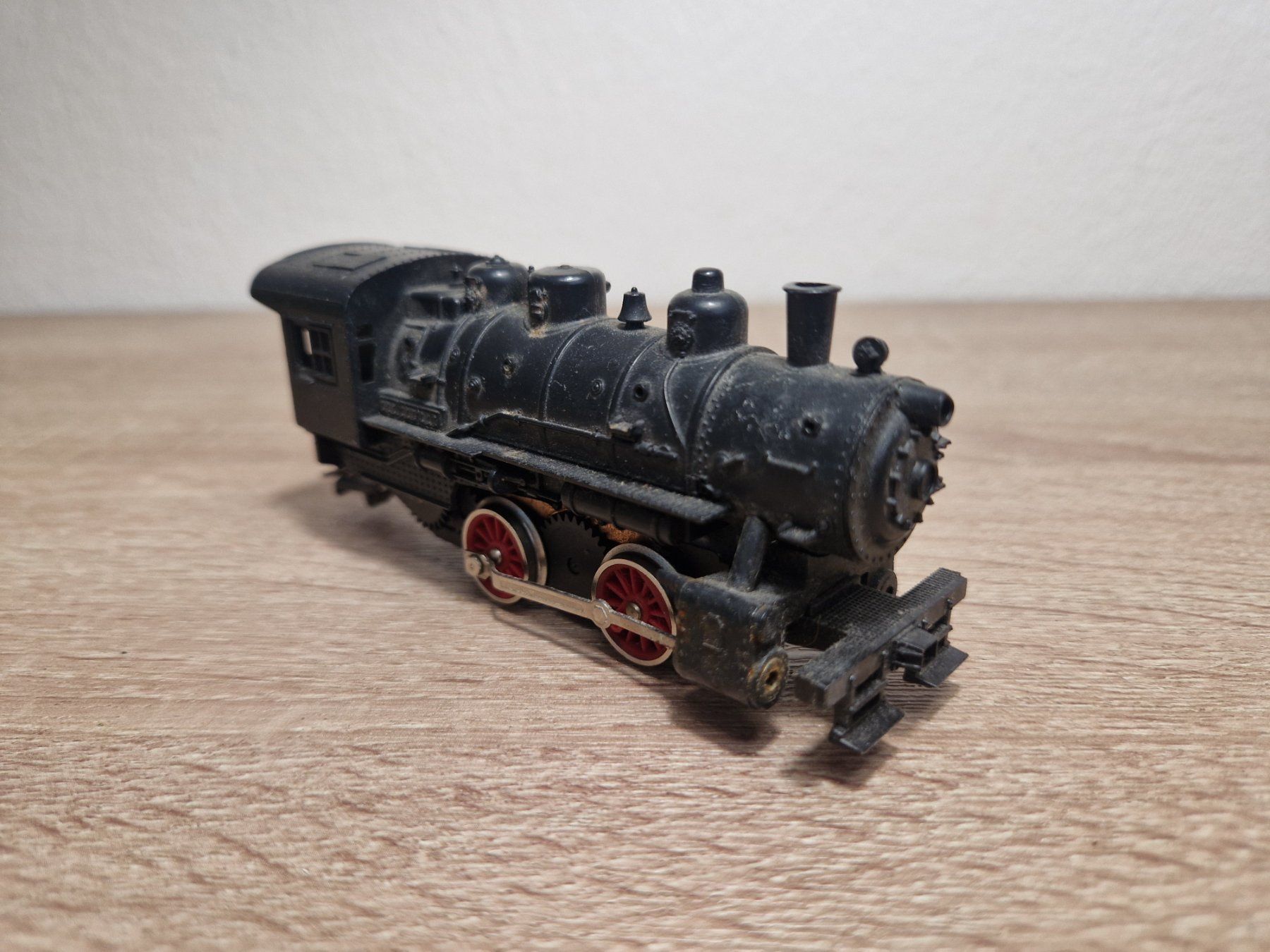 Lima Modellini di ferrovie: Lima Dampflok H0 – Usato da St-Aubin-Sauges venduto da tantome 2