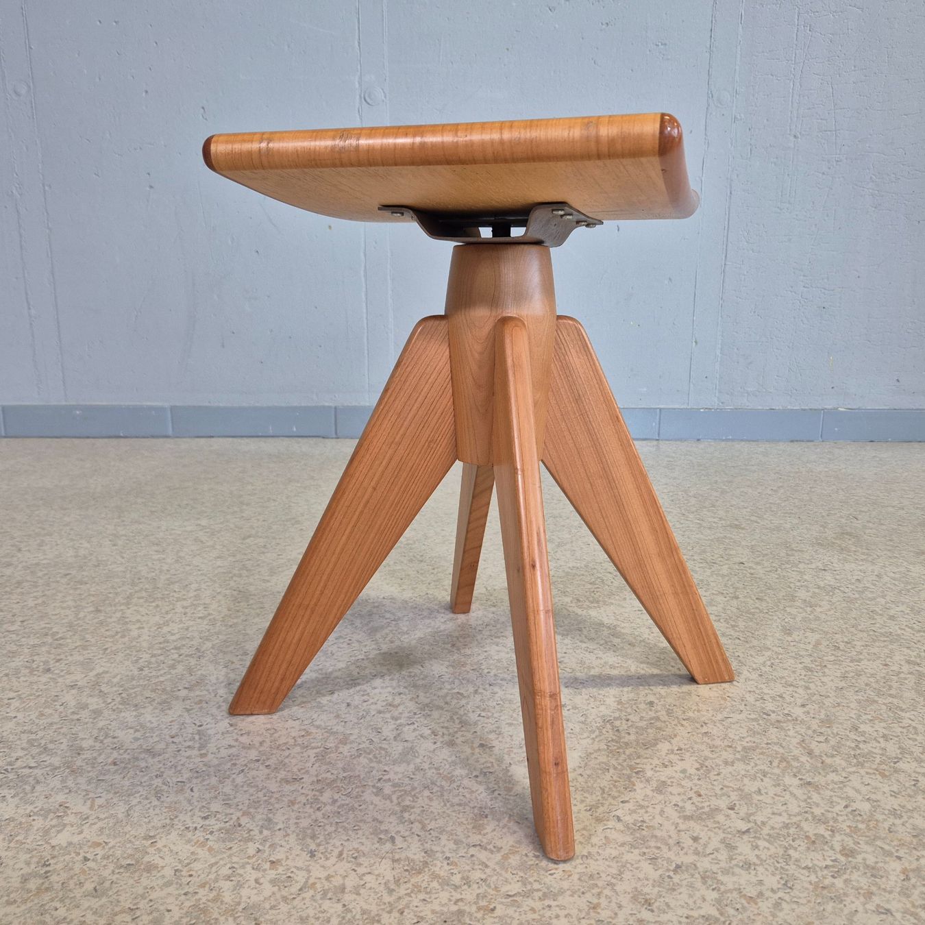 Sgabelli: Art Deco Klavierhocker Piano Stool  Drehhocker – Usato da Nottwil venduto da Wondewa-Shop 1