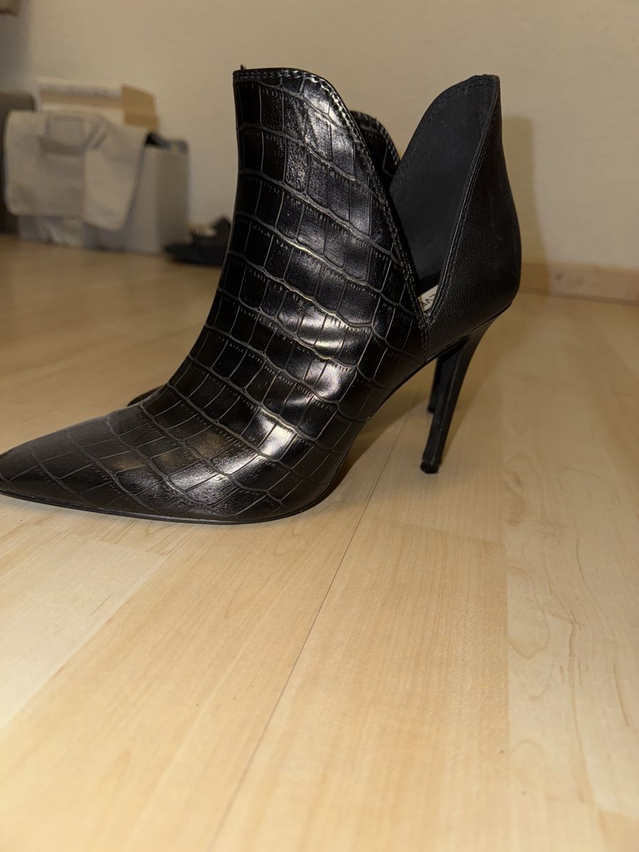 Steve Madden Damenschuhe: Schicke schwarze Stiefeletten Gr. 39 – Neu (gemäss Beschreibung) aus Urswil von shanabucher