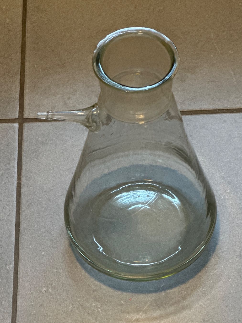 Vasi & Recipienti: Vase oder eventuell Labor Behälter aus Glas – Usato da Zürich venduto da Chaeffeler