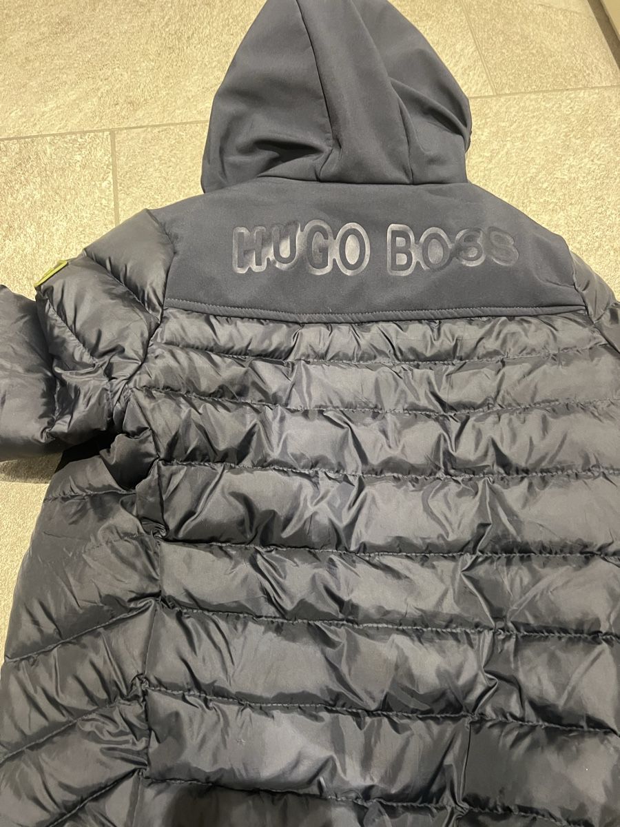 Hugo Boss Giacche: Hugo Boss Jacke – Nuovo (secondo la descrizione) da Bülach venduto da Cucculi 1