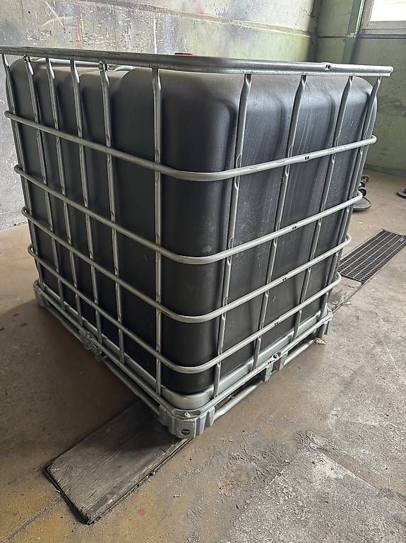 Contenitori edile: Wasser Container  – Usato da Frauenfeld venduto da KelvinG 1