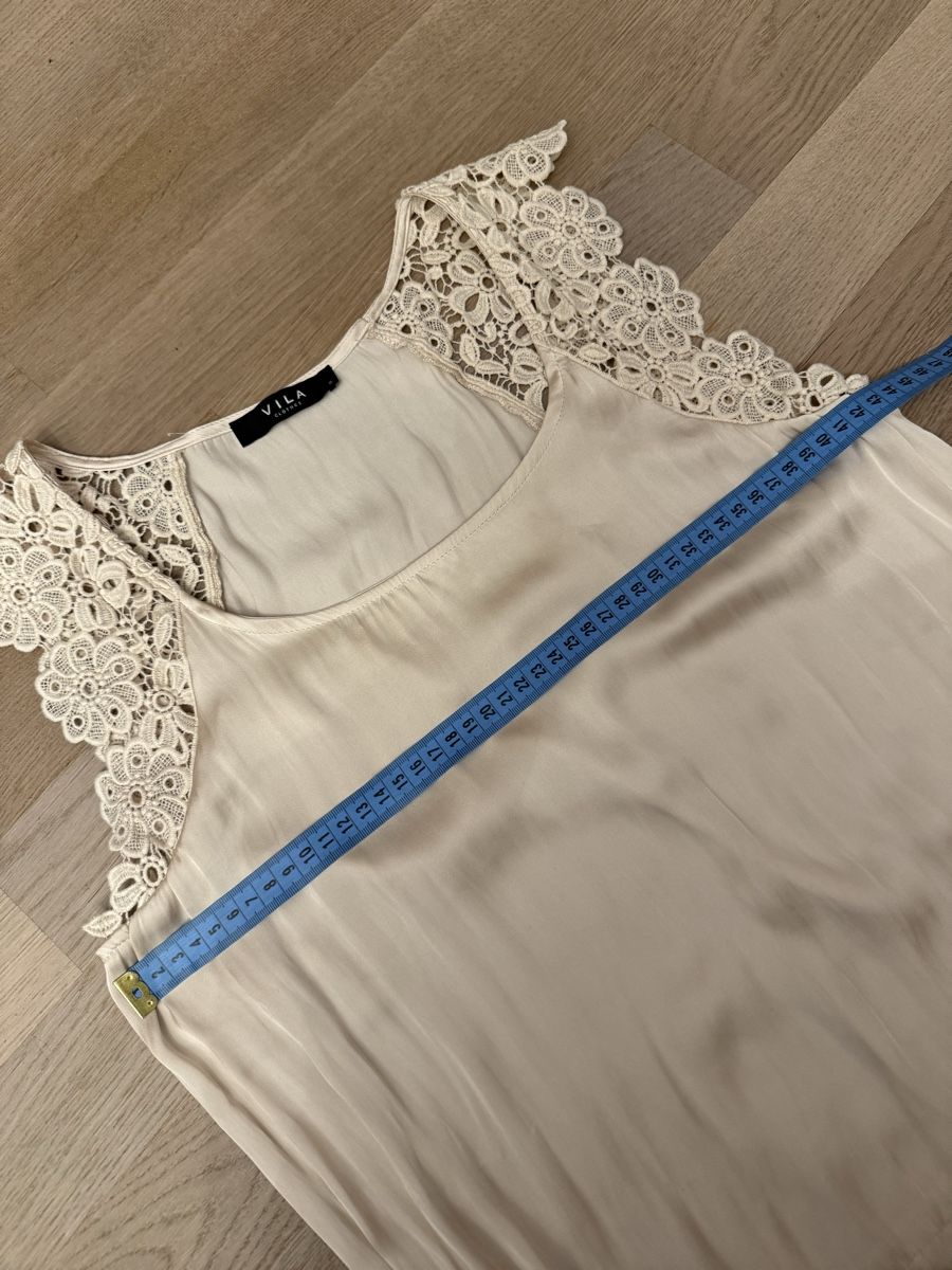 Vila Kleider: Chices Kleid von Vila mit Spitze  – Gebraucht aus Rubigen von Elmacino 1