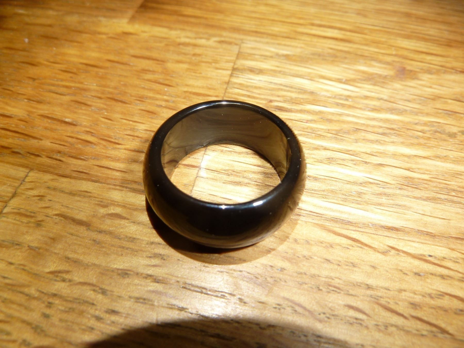 Anelli: RING SCHWARZ KLASSISCH GLANZ 17.8mm – Nuovo (secondo la descrizione) da Hochfelden venduto da swissice 5