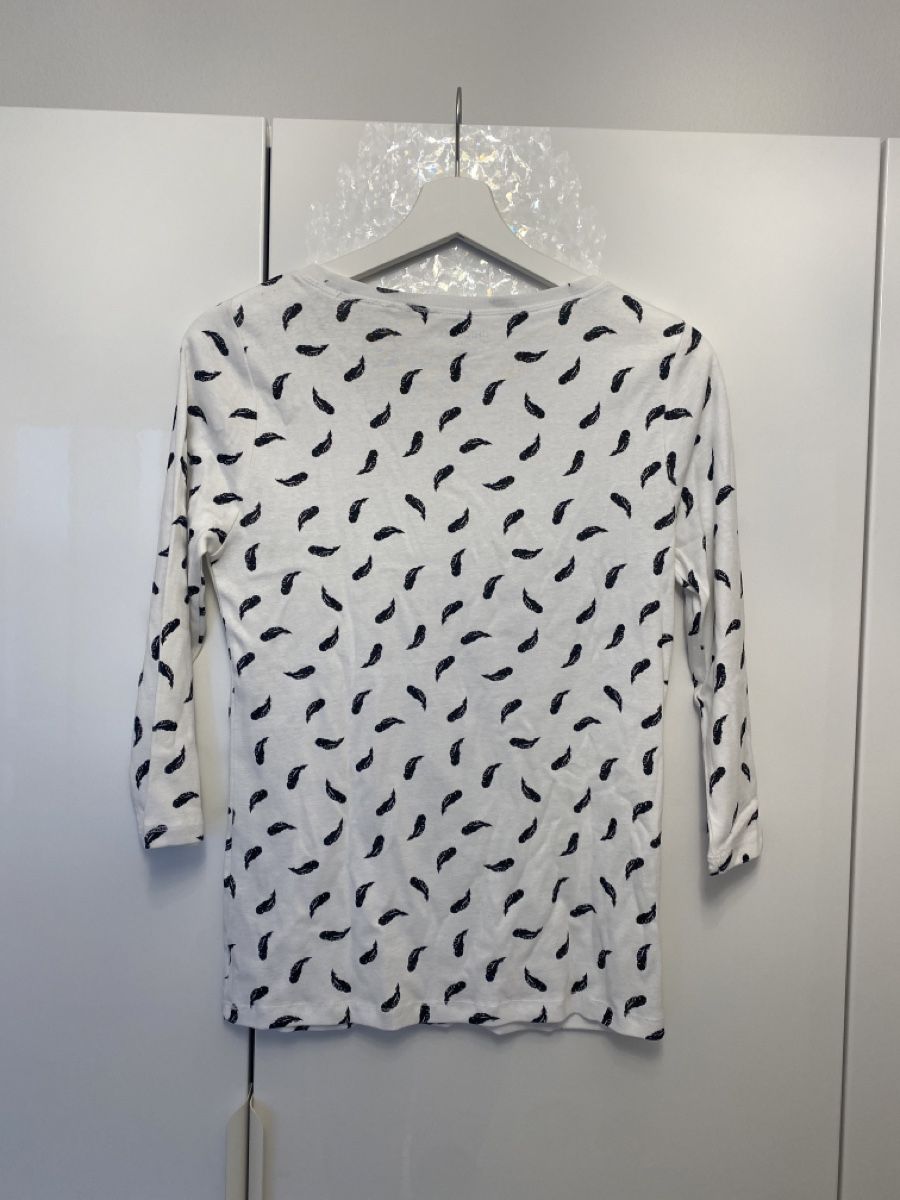 Pullover & Sweatshirts: Chicoree Shirt, Grösse M, weiss mit Federn Muster – Gebraucht aus Merenschwand von R-R-R 2