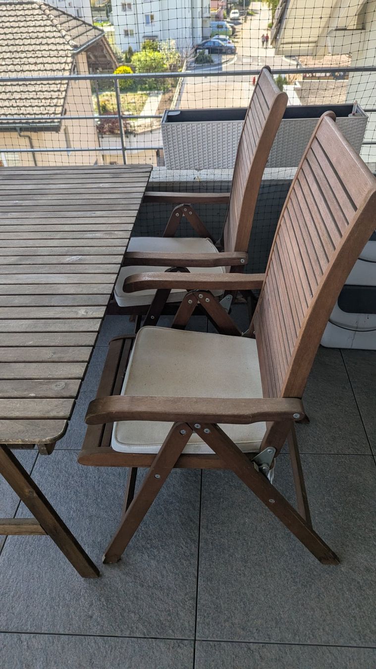 Sedie: Gartenstuhl Holz, klappbar, 3Stk – Usato da Bremgarten AG venduto da Annikaouh