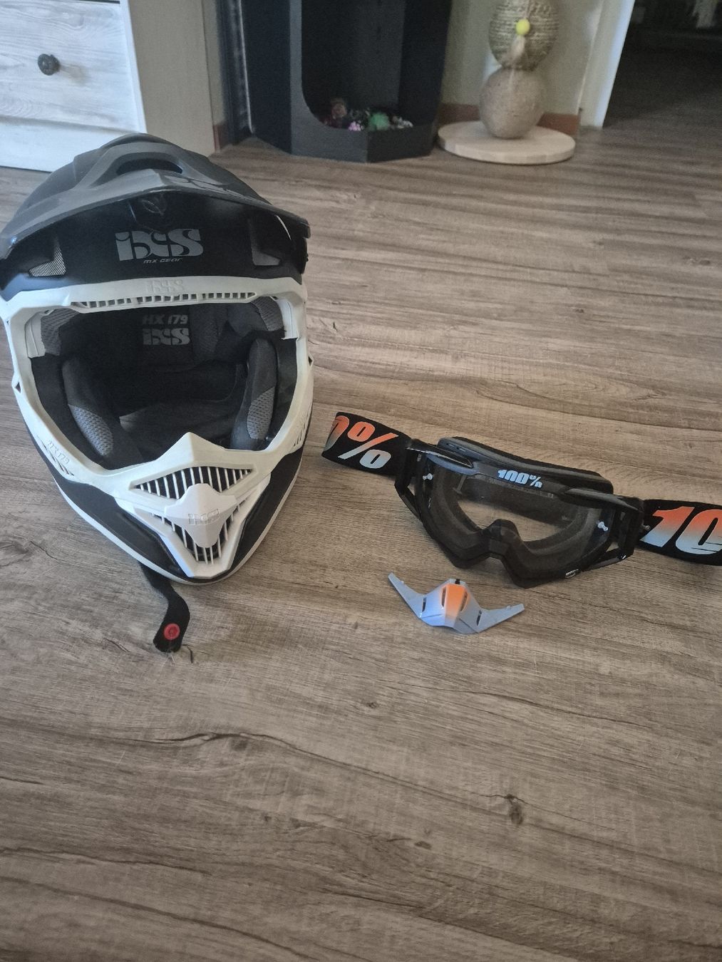 IXS Helme & Visiere: IXS Motocross-Helm mit Brille – Gebraucht aus Lieli von lun_2vh2 2