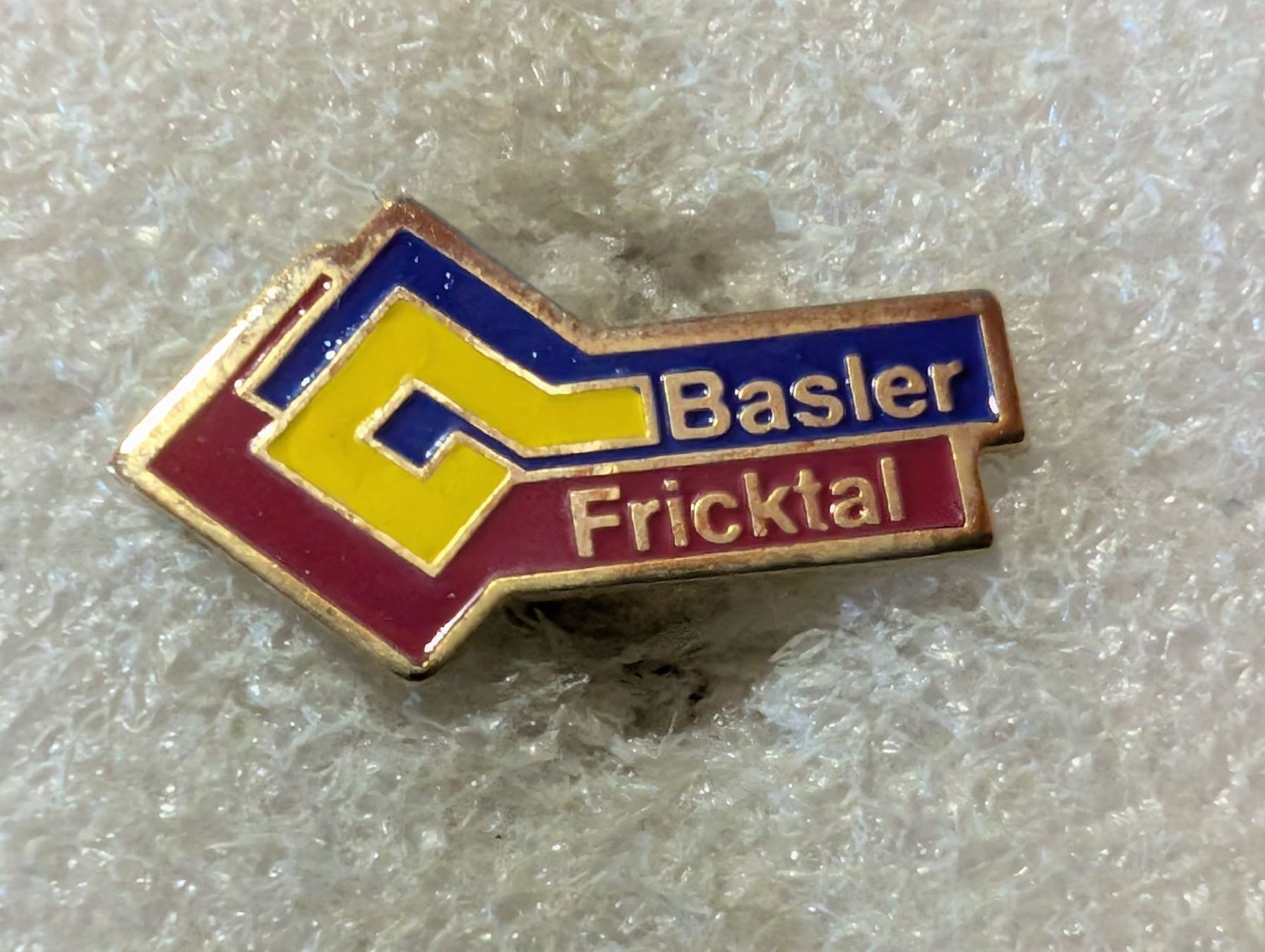 Plaketten & Abzeichen: Ansteckpin 186: Basler Fricktal – Gebraucht aus Oppligen von Pin-Fall-Shop