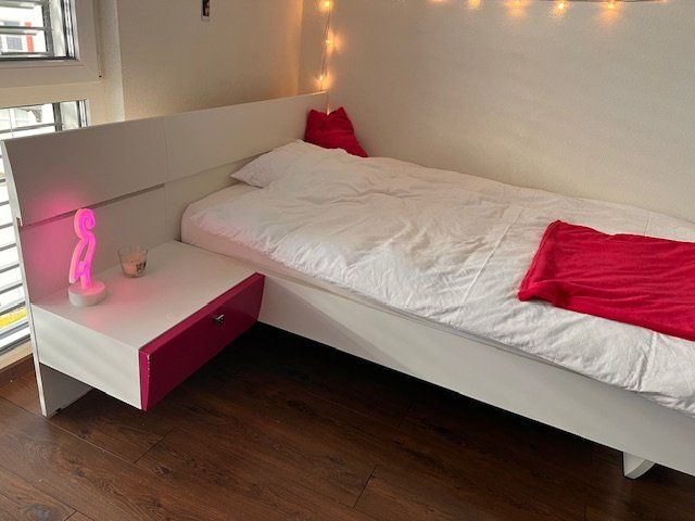 Schränke: Kleiderschrank, Kommode, Bett, Schreibtisch – Gebraucht aus Giebenach von florko01 4
