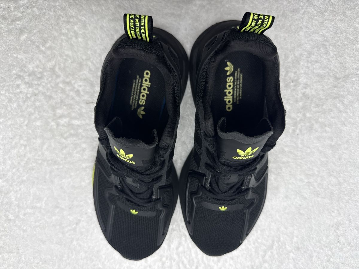 Adidas Scarpe da uomo: Baskets Adidas noires taille 37 1/3 super état – Usato da Chenens venduto da anasantos90 5