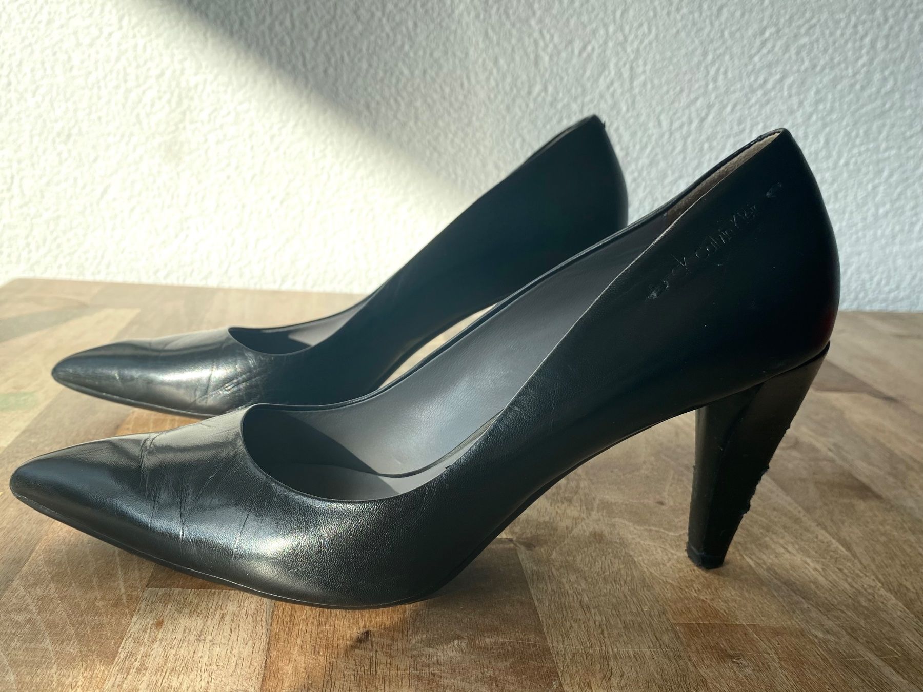 Calvin Klein Scarpe da donna: High Heels Calvin Klein Gr. 40 – Usato da Bern venduto da Arecibo07 3